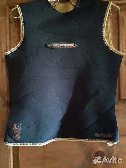 Гидрокостюм