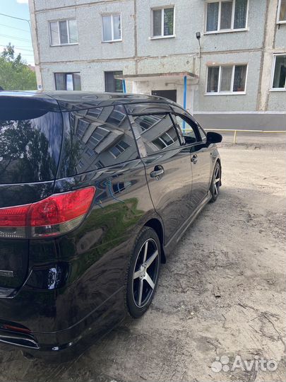 Toyota Wish 1.8 CVT, 2010, 240 000 км