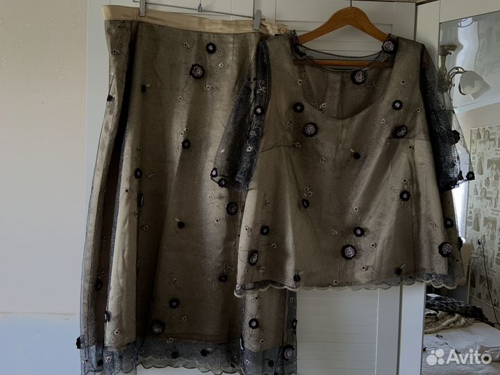 Костюмы в ассортименте