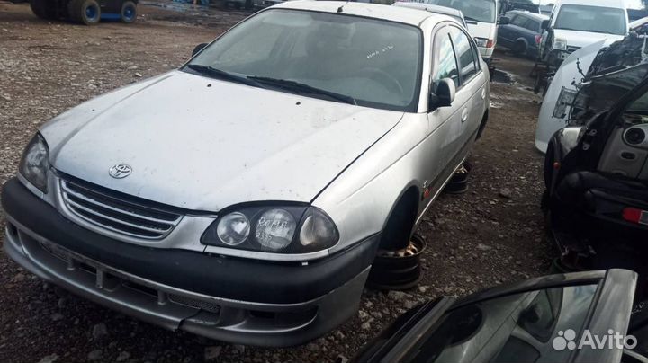 Элементы кузова Toyota Avensis Тойота Авенсис