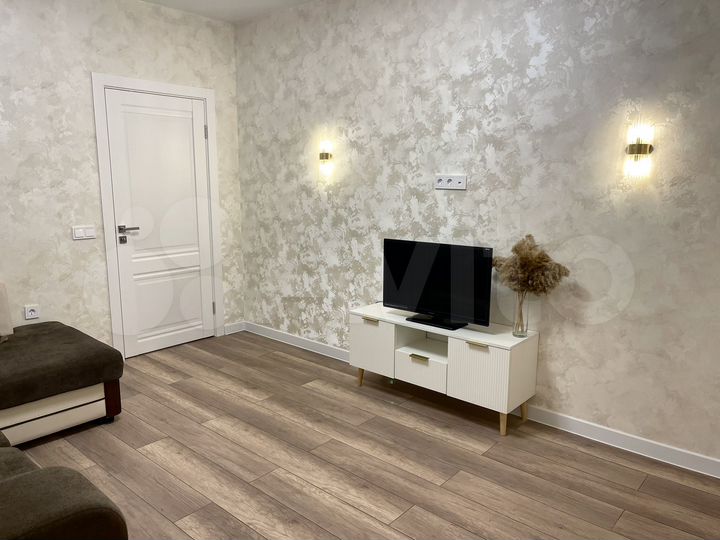 2-к. квартира, 62 м², 2/9 эт.