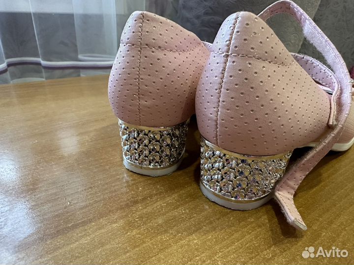 Туфли для девочки