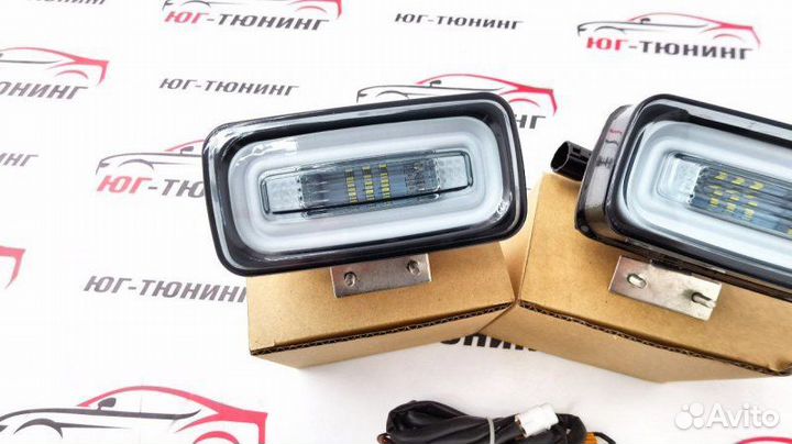 Противотуманки на Mercedes G-class серые в задний