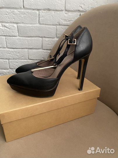 Туфли женские 38 р.Кожаные.Эконика.Алла Пугачева