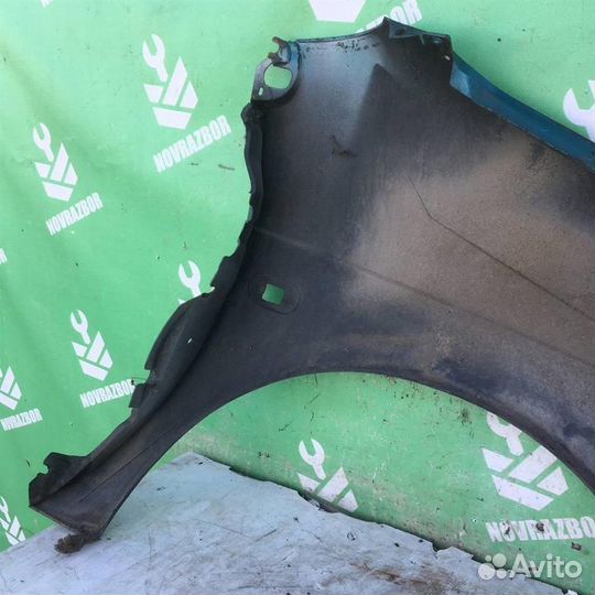 Крыло переднее левое Рено Сценик