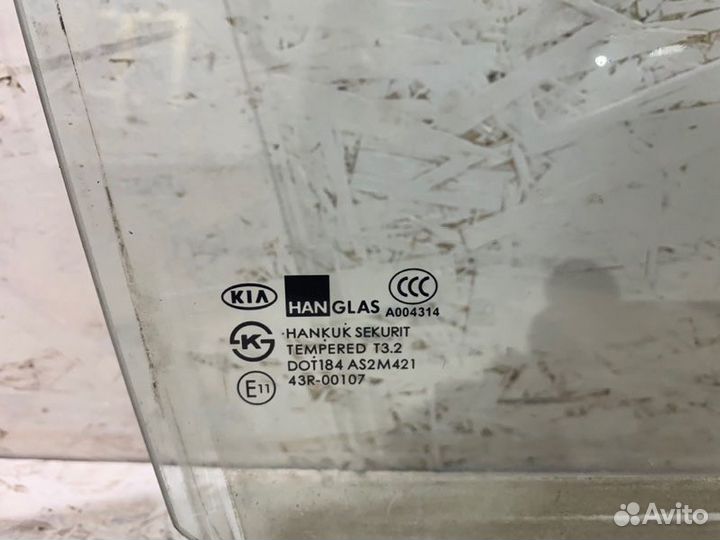 Стекло двери заднее правое Kia Spectra седан S6D