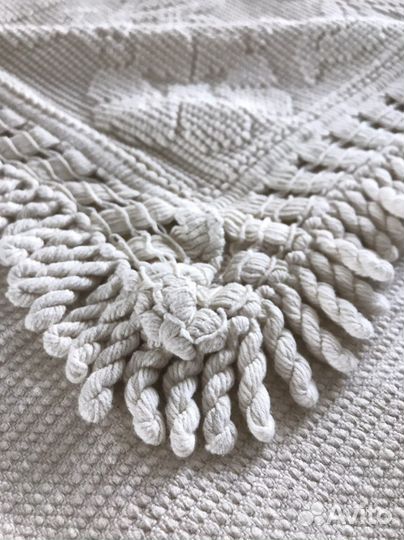 Плед на двуспальную кровать