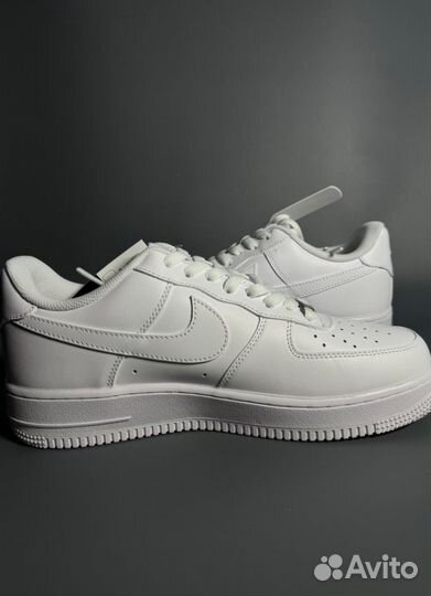 Кроссовки Nike AIR force 1 белые