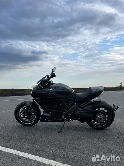 Ducati Diavel Carbon