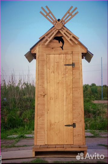 Уличный туалет деревянный WAT891