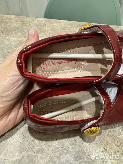 Туфли для девочки 24 размер