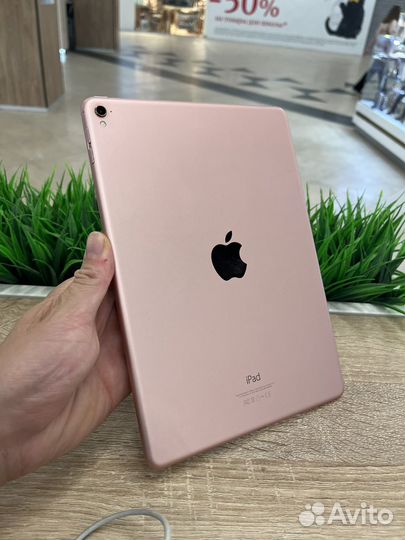 iPad Pro 9.7 128gb Wi Fi на запчасти