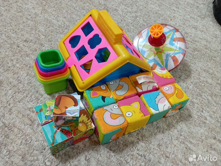 Развивающие игрушки