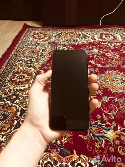Продаю Realme 8i