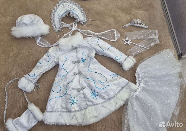 Костюм снегурочки 110 -116 -122 торг