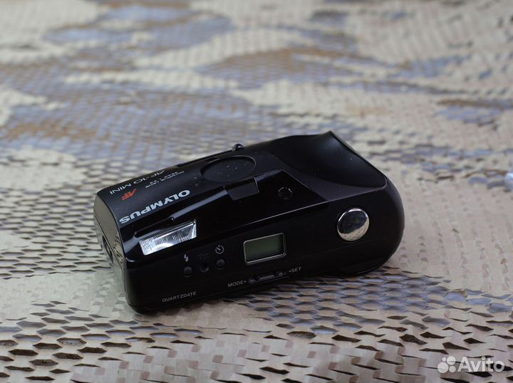 Пленочный фотоаппарат Olympus AF-10 mini data