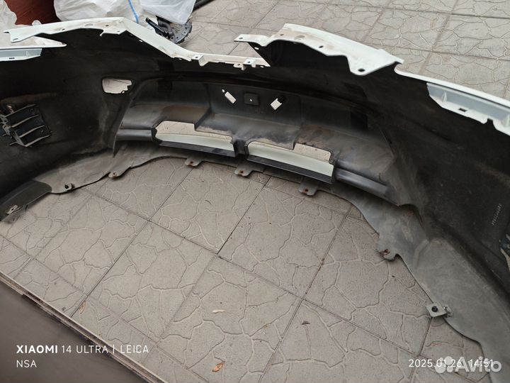 Передний бампер AeroStyle