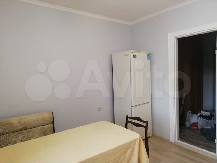 2-к. квартира, 67 м², 3/9 эт.