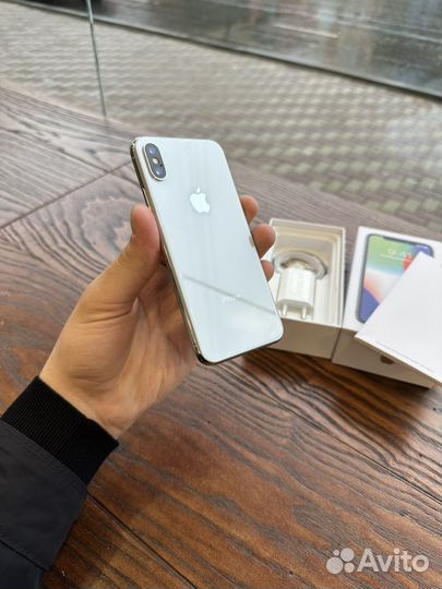 iPhone X 64gb Отличнoе состояниe Whitе