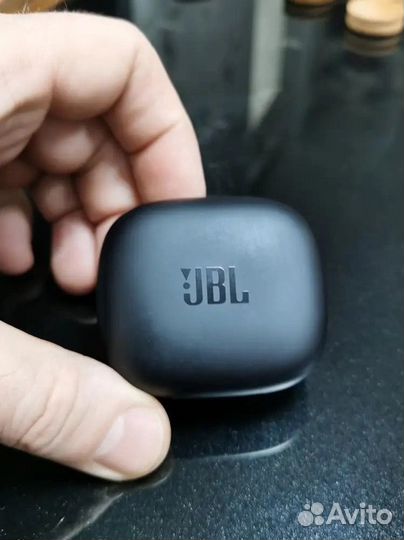 Беспроводные наушники JBL Live Pro +
