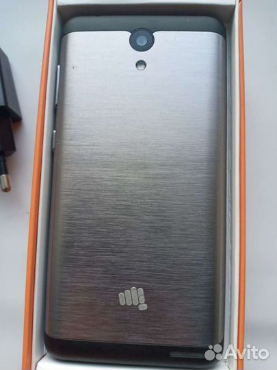 Micromax Q4101, 8 ГБ