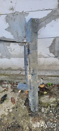 Усилитель переднего бампера ауди 80 бу