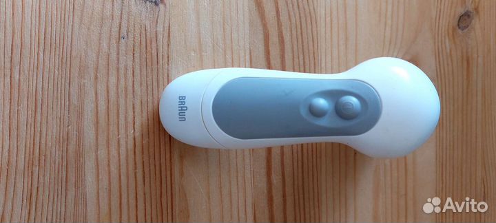 Массажер лица Braun