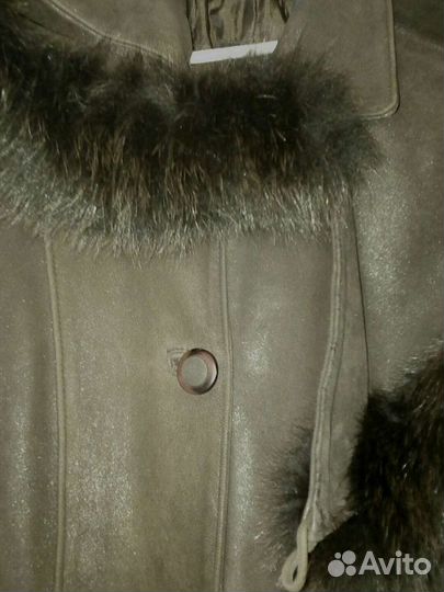 Плащ-пальто женское из натуральной кожи раз L
