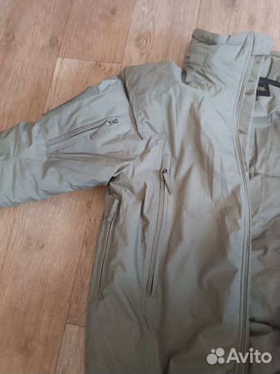 Зимняя куртка carinthia hig 4.0