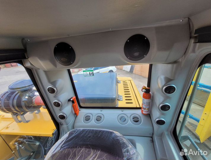 Колёсный экскаватор BEEZONE BX160W, 2023