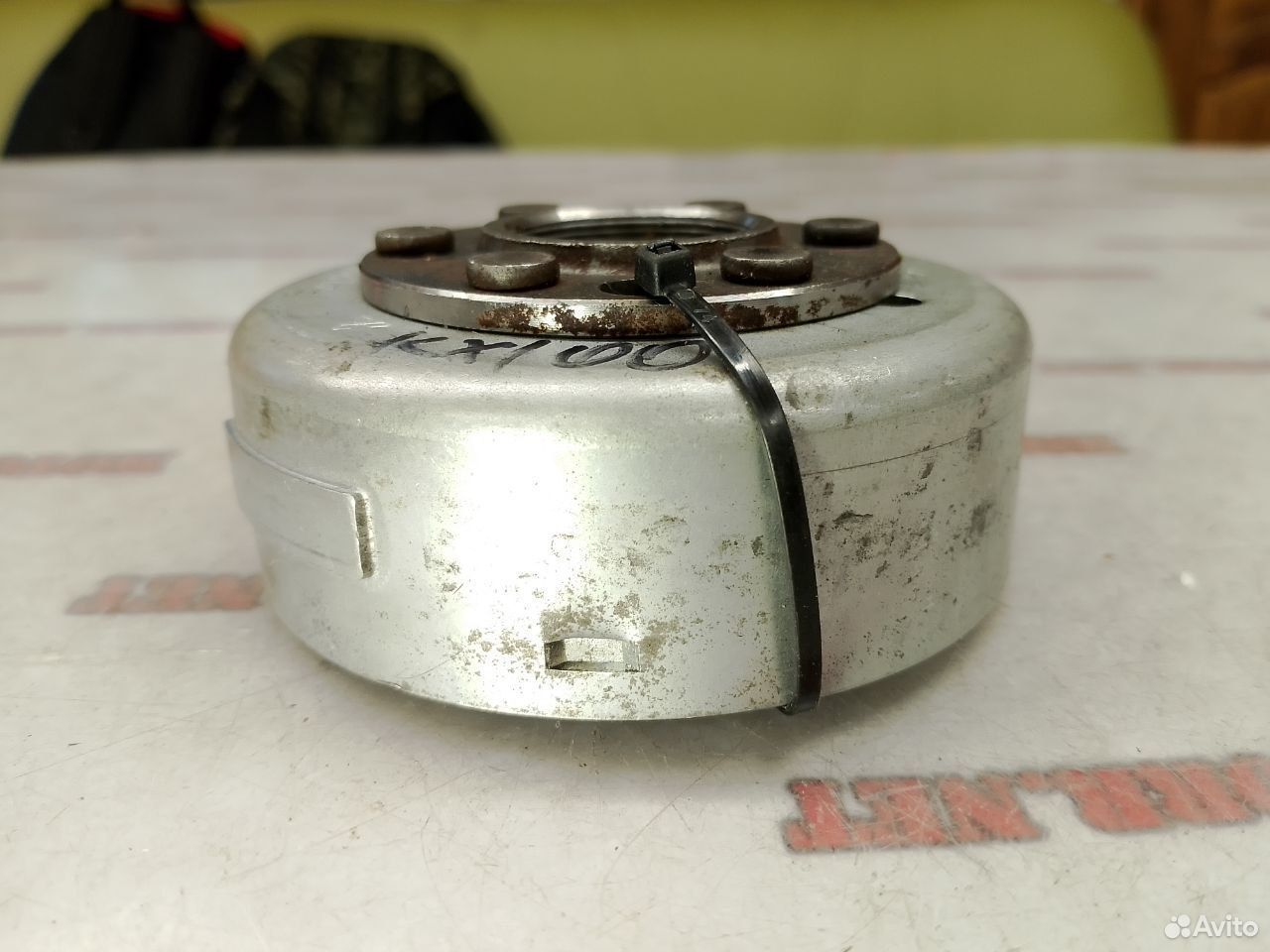Kawasaki KX100 маховик
