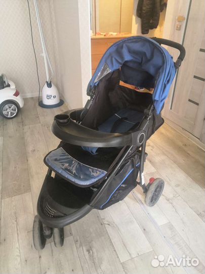 Прогулочная коляска