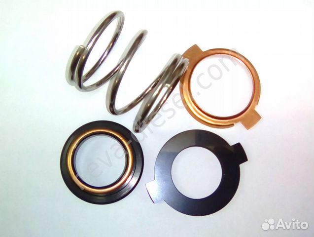 Торцевое уплотнение насоса охлаждения 6чн18/22