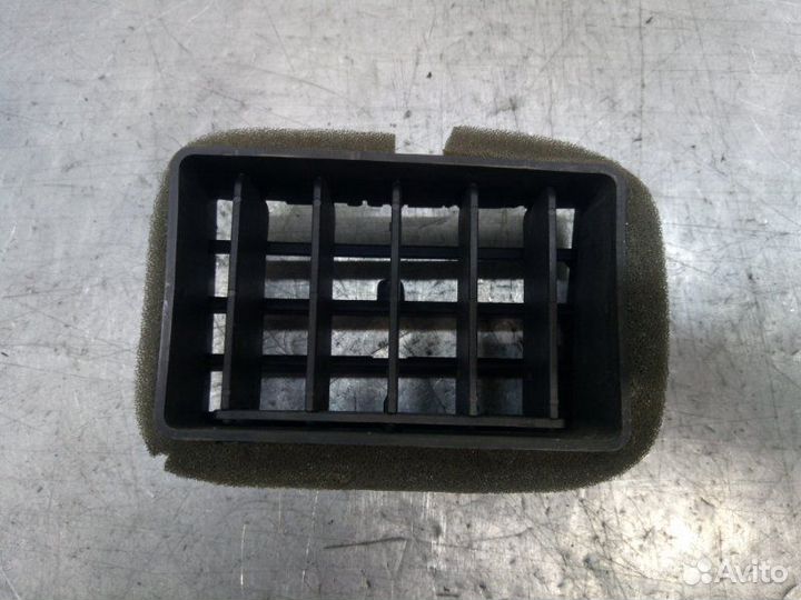 Дефлектор воздушный Dodge Nitro 3.7 V6 EKG 2008