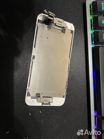 Дисплей на iPhone 6