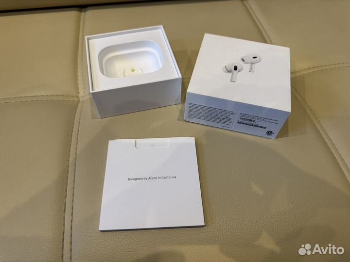 Коробка от наушников Apple AirPods Pro