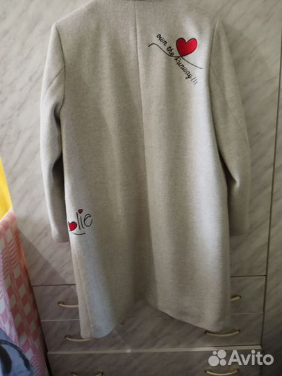 Пальто женское 46 48