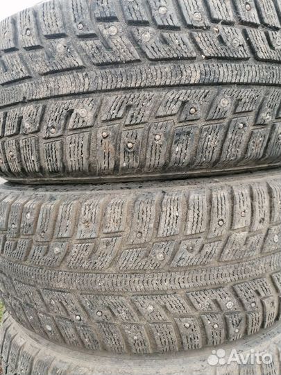 Kumho I'Zen KW22 235/60 R16