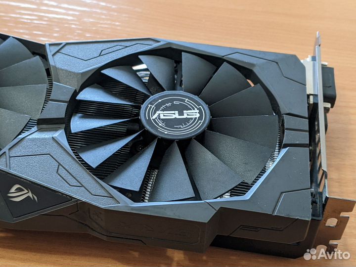 Видеокарта Asus Rog Strix RX 470 4 Gb