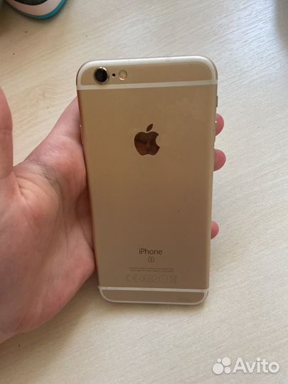 iPhone 6S, 64 ГБ