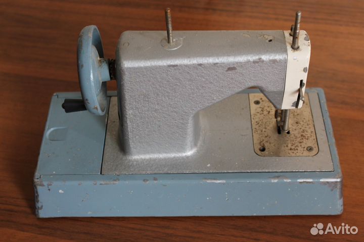 Швейная машинка детская СССР