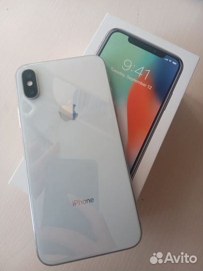 iPhone X, 64 ГБ