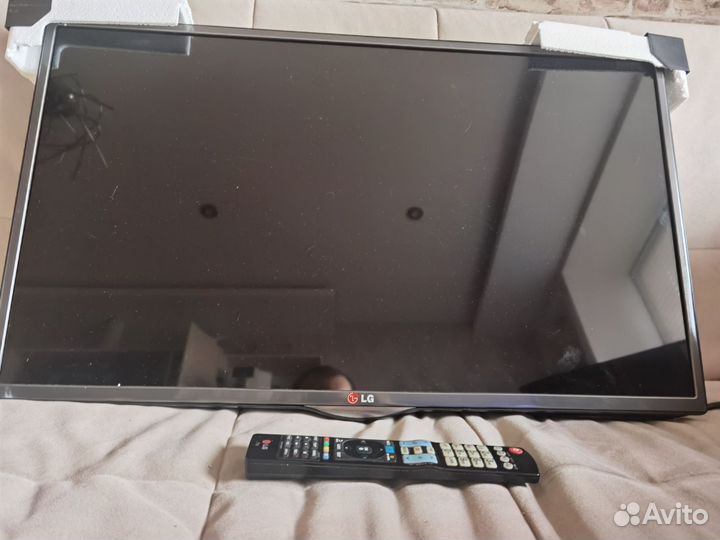 Телевизор SMART tv 32 бу