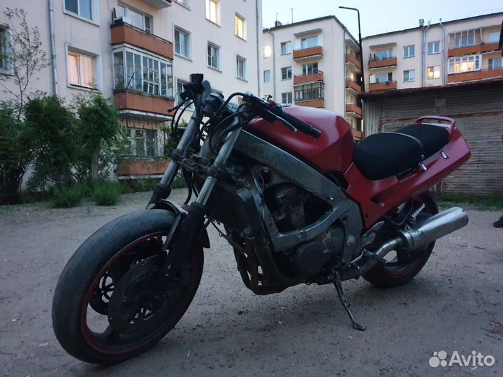 Kawasaki ZZR 400 1