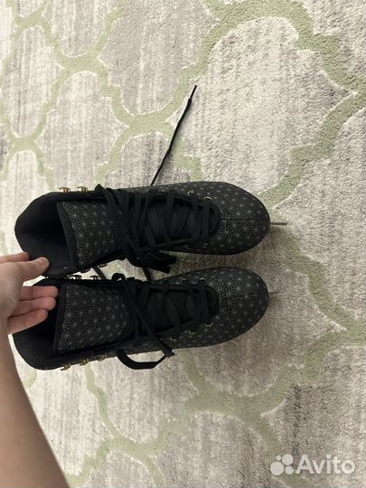 Коньки фигурные