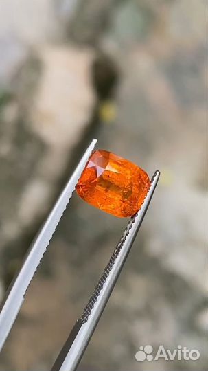 Гранат спессартин мандарин 2.69 карат