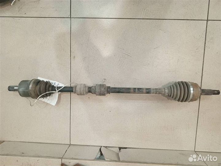 Полуось передняя правая Mitsubishi Lancer CK 1996