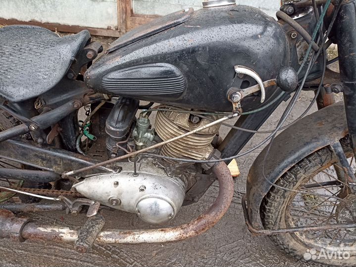 Мотоцикл Иж 49