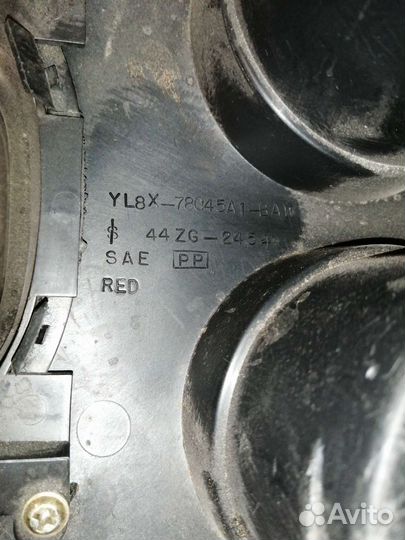 Рамка под кулису с рукоятью Ford Maverick