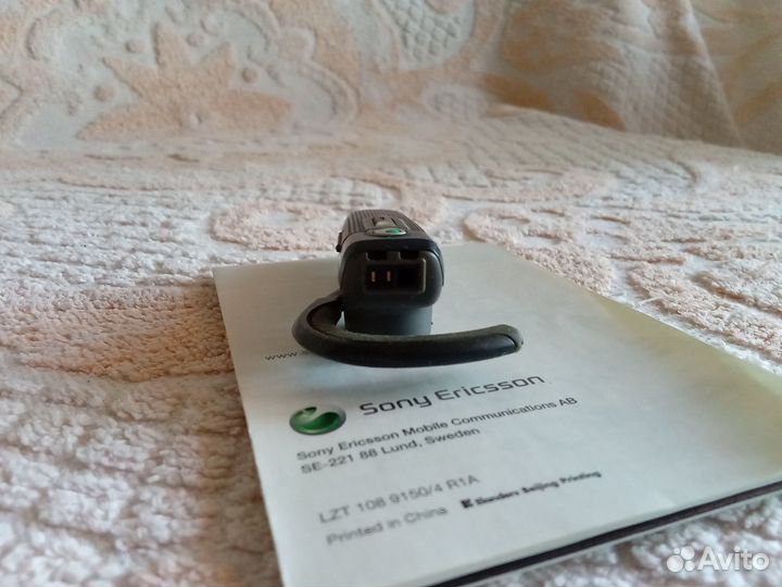 Блютуз гарнитура Sony Ericsson HBH-PV702